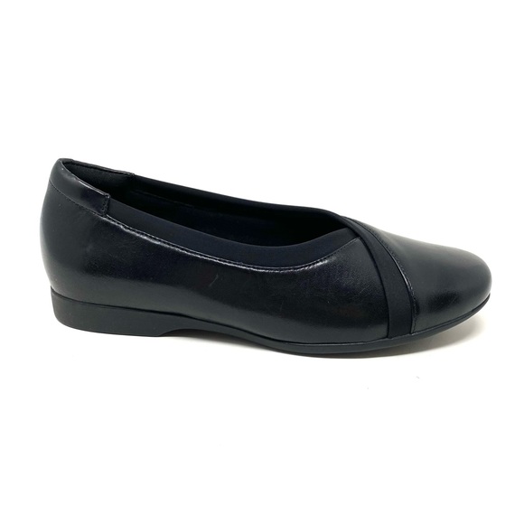 Clarks Un Darcey Ease Black Leather Ballet Flats - Picture 3 of 10